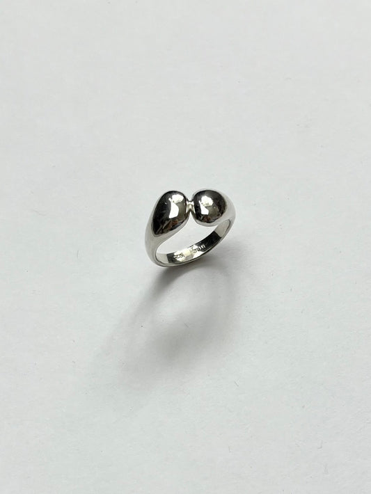 SKÆR, ring