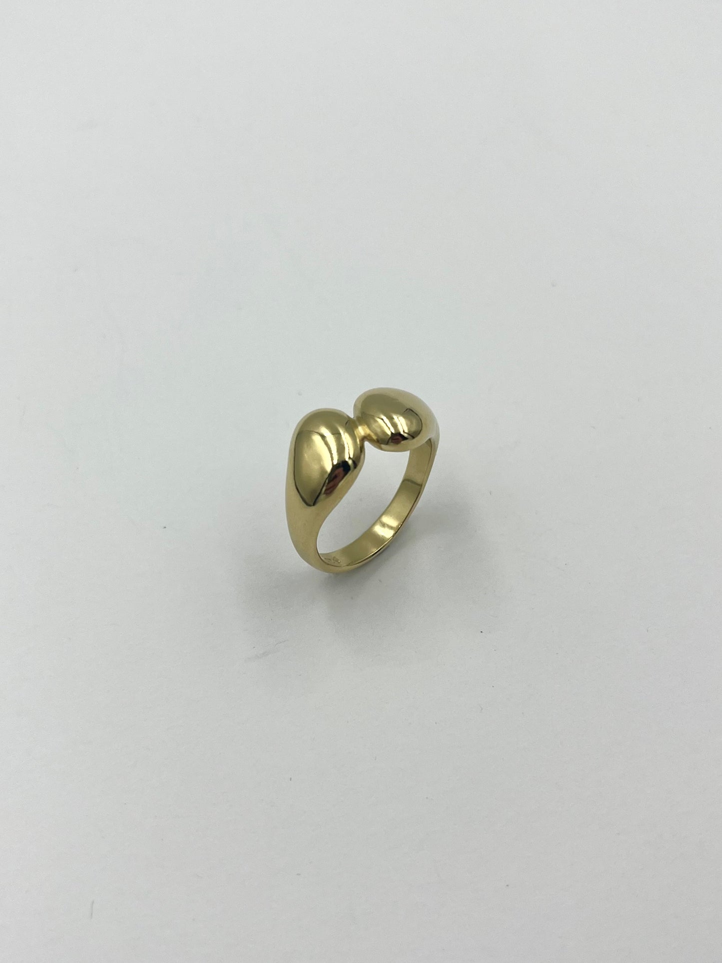 SKÆR, ring