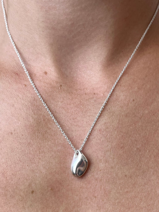 MOD, necklace
